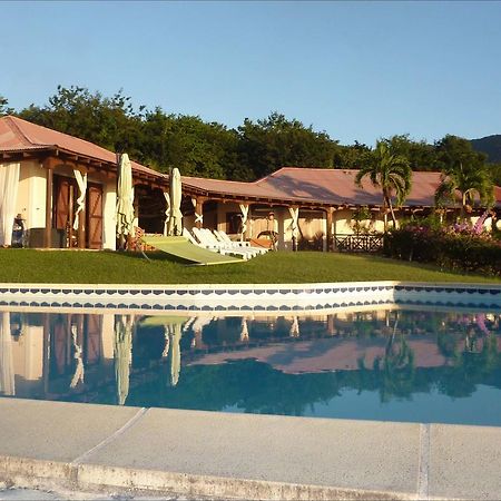 Chambre D'Hotes "Villa Rayon Vert" Deshaies Exterior photo