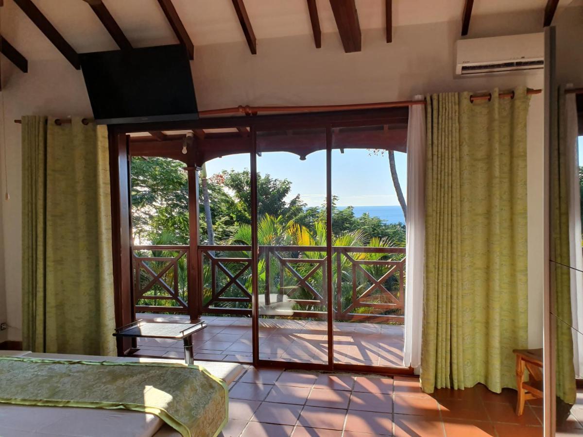 Chambre D'Hotes "Villa Rayon Vert" Deshaies Exterior photo