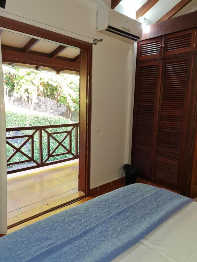 Chambre D'Hotes "Villa Rayon Vert" Deshaies Exterior photo